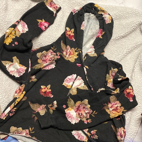 Cropped hoodie bought from Nordstrom Rack - Picture 1 of 3
